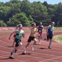 Track (5)